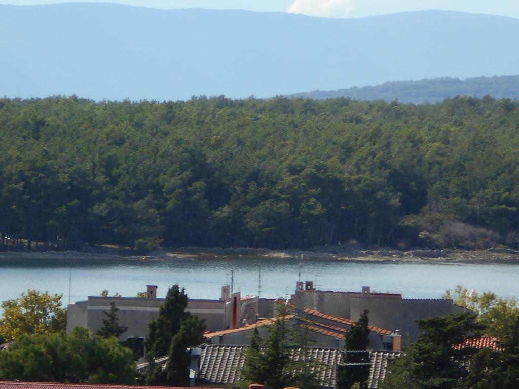 Apartments U Kapetana Punat Exterior photo