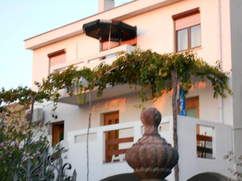 Apartments U Kapetana Punat Exterior photo